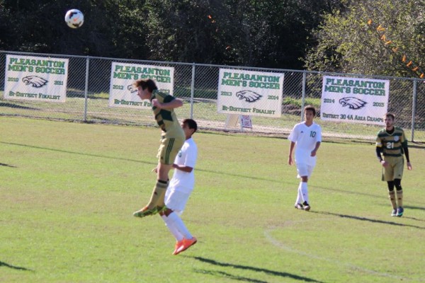 Canyon Lake Boy's Soccer finishes 1-2 in Pleasanton Tournament. (Picture by Lynne Carpenter)