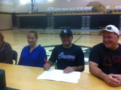 Travis Walker signs with Crown College