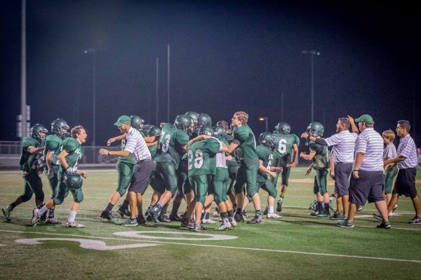 Hawks Win District in beating Boerne, 20-12