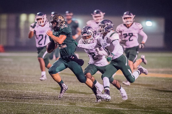 Senior Austin Brennan is off to the races against Boerne (photog.com)