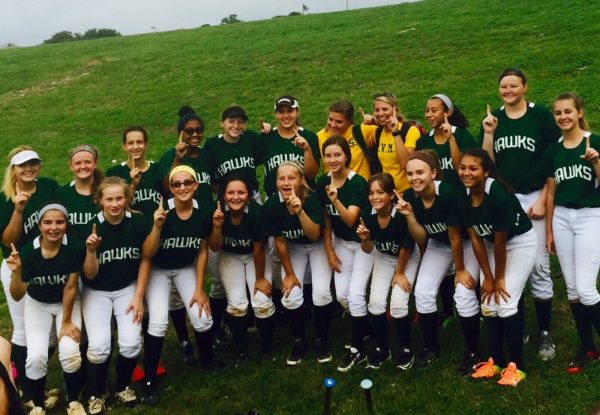 Mountain Valley Lady Hawks Softball Win District