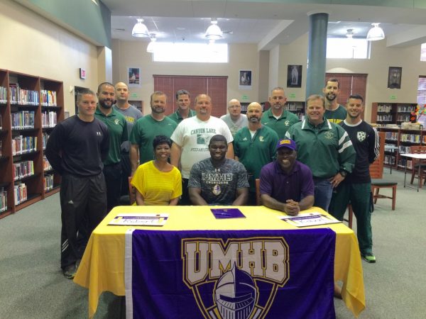 Robert Woods with an army of Coaches having his back