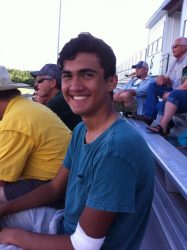 Junior Lester Boehme makes his mark in scrimmage with Bears