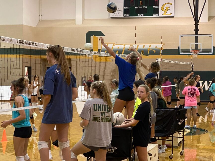 Hawk Volleyball Update And New Schedule The Hilltop Resporter